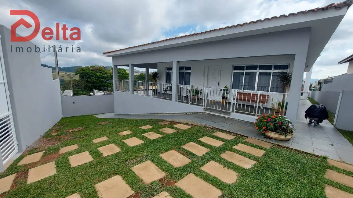 Foto 1 de Casa com 3 quartos à venda, 825m2 em Jardim Centenário, Atibaia - SP