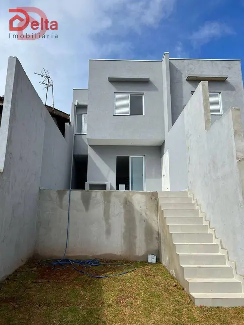 Foto 1 de Casa com 3 quartos à venda, 150m2 em Atibaia - SP