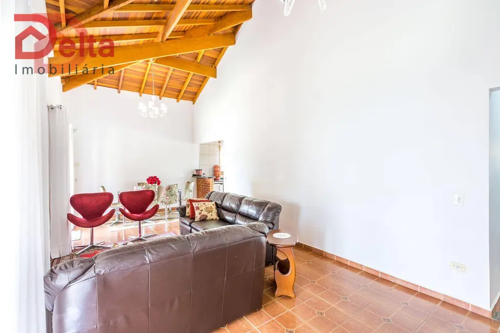 Foto 3 de Chácara com 3 quartos à venda, 1000m2 em Loteamento Fazenda Santana, Atibaia - SP