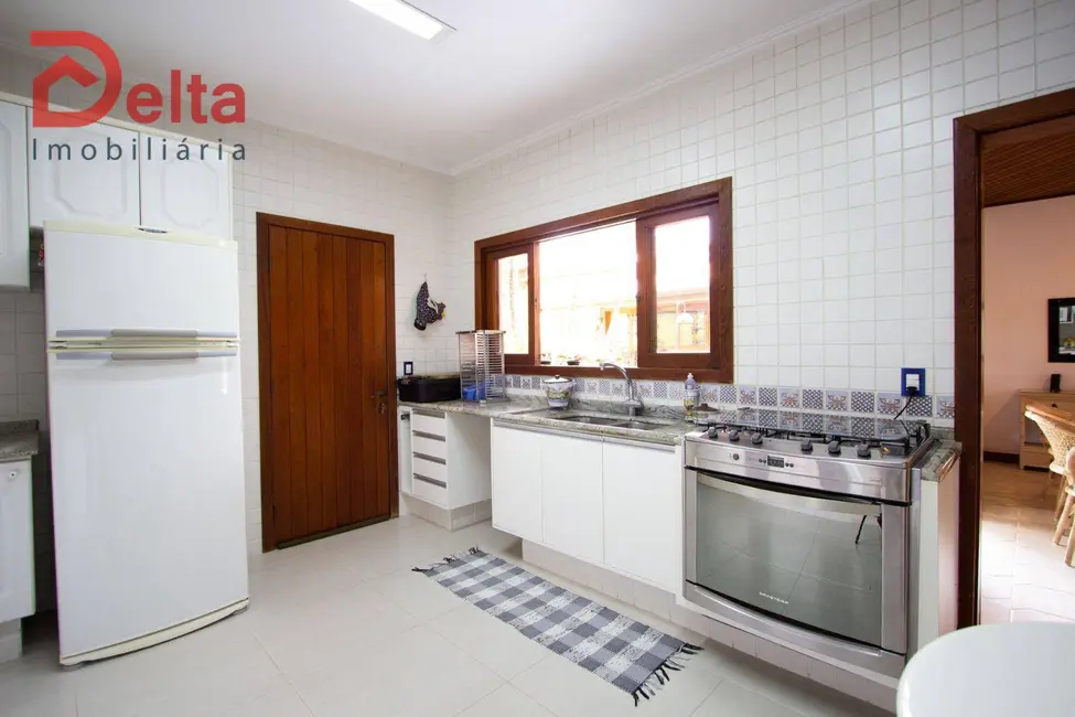 Foto 3 de Casa de Condomínio com 4 quartos à venda, 826m2 em Condomínio Parque das Garças I, Atibaia - SP