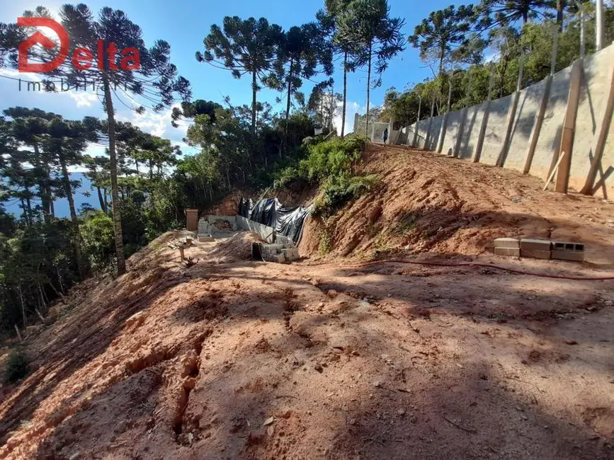 Foto 1 de Terreno / Lote à venda, 1050m2 em Campos Do Jordao - SP