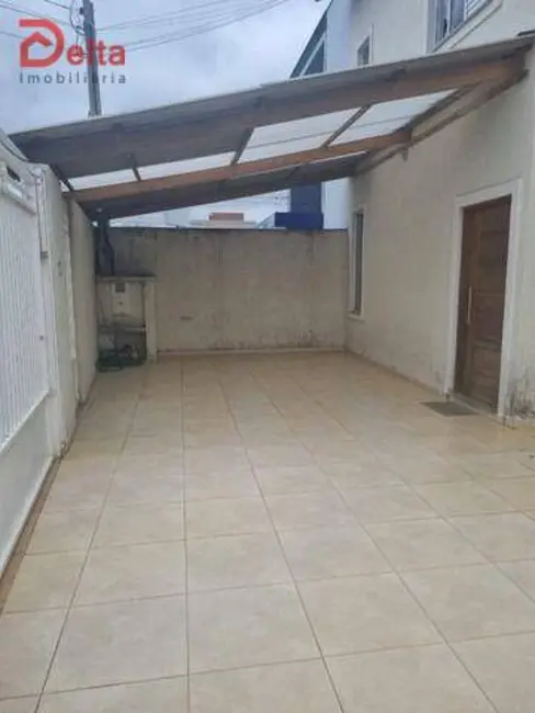 Casa com 2 quartos à venda, 200m2 em Atibaia - SP - imagem 1 Foto 1 de Casa com 2 quartos à venda, 200m2 em Atibaia - SP