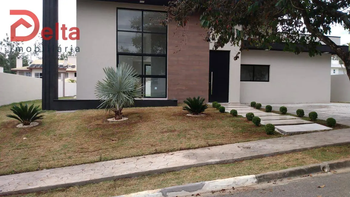 Foto 4 de Casa de Condomínio com 3 quartos à venda, 800m2 em Atibaia - SP