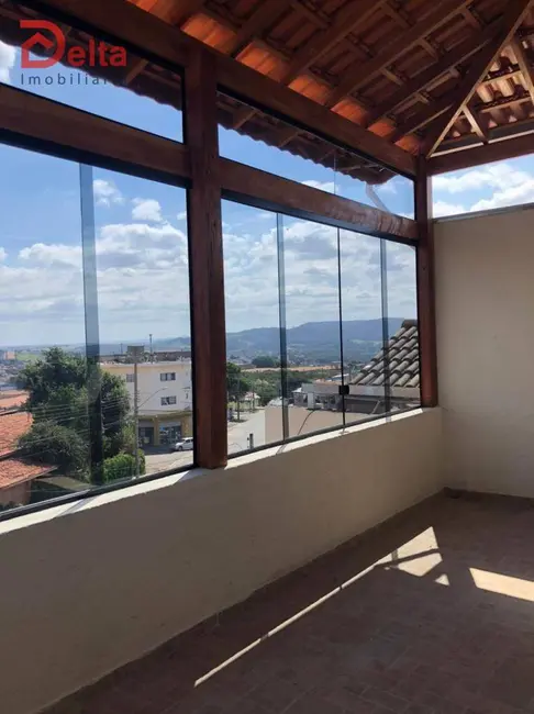 Foto 2 de Casa com 2 quartos à venda, 125m2 em Alvinópolis, Atibaia - SP