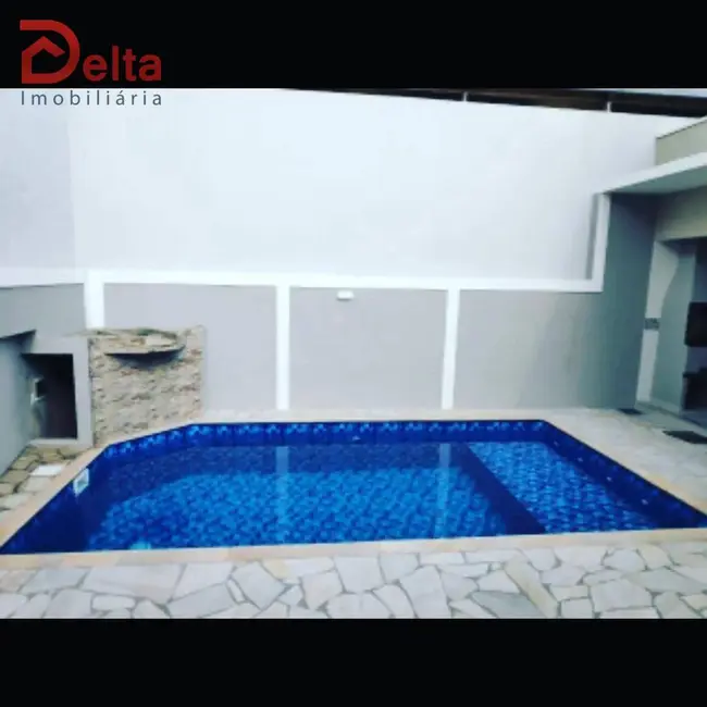 Foto 1 de Casa com 2 quartos à venda, 200m2 em Jardim das Cerejeiras, Atibaia - SP