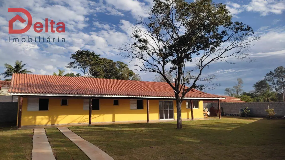 Foto 2 de Casa com 3 quartos à venda, 527m2 em Atibaia - SP