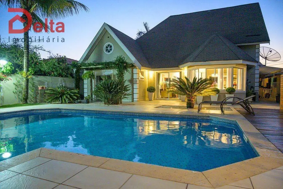 Foto 1 de Casa com 4 quartos à venda, 600m2 em Atibaia - SP