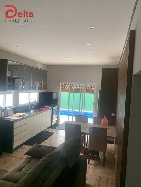 Foto 9 de Casa com 2 quartos à venda, 200m2 em Portão, Atibaia - SP