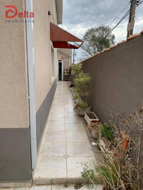 Foto 6 de Casa com 3 quartos à venda, 200m2 em Jardim dos Pinheiros, Atibaia - SP