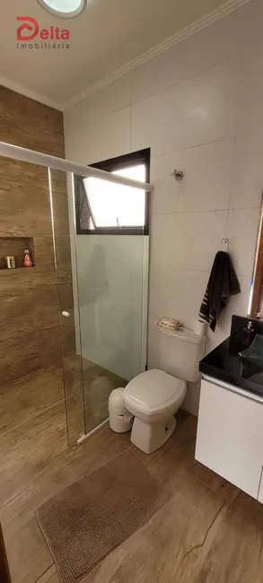 Foto 3 de Casa com 3 quartos à venda, 1000m2 em Estância Santa Maria do Portão, Atibaia - SP