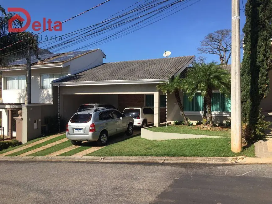 Casa com 3 quartos à venda, 300m2 em Condomínio Residencial Pedra Grande, Atibaia - SP - imagem 3 Foto 3 de Casa com 3 quartos à venda, 300m2 em Condomínio Residencial Pedra Grande, Atibaia - SP