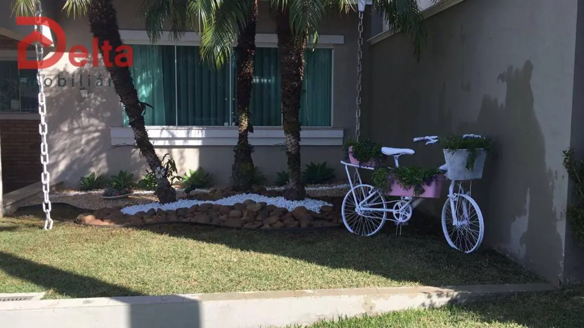 Casa com 3 quartos à venda, 300m2 em Condomínio Residencial Pedra Grande, Atibaia - SP - imagem 4 Foto 4 de Casa com 3 quartos à venda, 300m2 em Condomínio Residencial Pedra Grande, Atibaia - SP