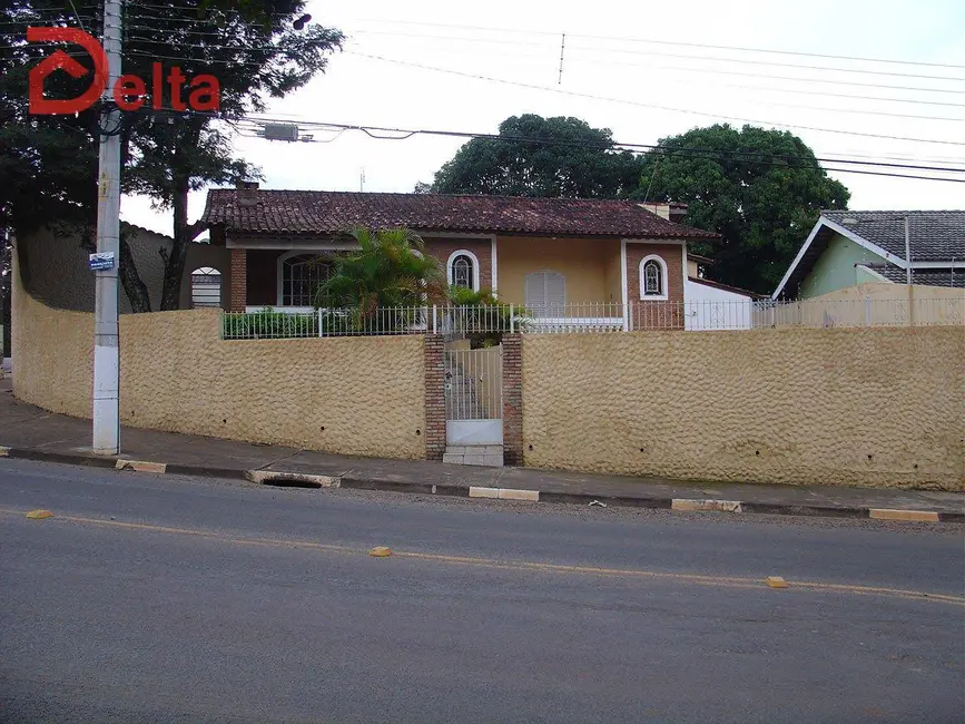 Foto 1 de Casa com 3 quartos para alugar, 400m2 em Jardim Paulista, Atibaia, SP