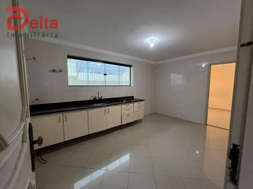 Foto 6 de Casa com 6 quartos à venda e para alugar, 500m2 em Vila Thais, Atibaia - SP