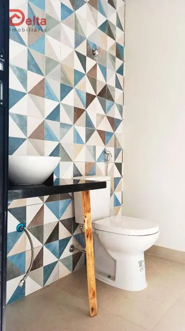 Casa com 3 quartos à venda, 800m2 em Atibaia - SP - imagem 3 Foto 3 de Casa com 3 quartos à venda, 800m2 em Atibaia - SP