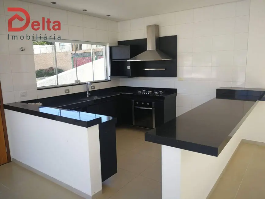 Foto 1 de Casa com 4 quartos à venda, 365m2 em Jardim Maristela, Atibaia - SP