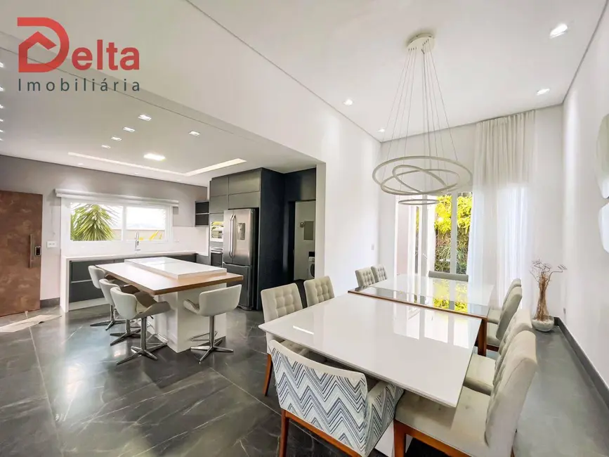 Foto 2 de Chácara com 3 quartos à venda, 1000m2 em Atibaia - SP