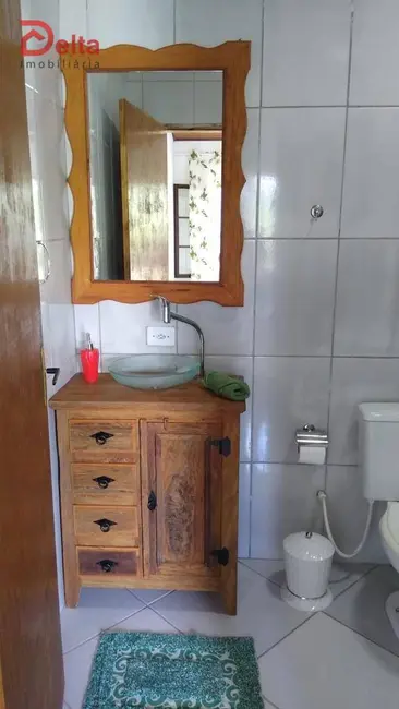 Chácara com 3 quartos à venda, 1000m2 em Jardim Jóquei Clube, Ribeirao Preto - SP - imagem 9 Foto 9 de Chácara com 3 quartos à venda, 1000m2 em Jardim Jóquei Clube, Ribeirao Preto - SP