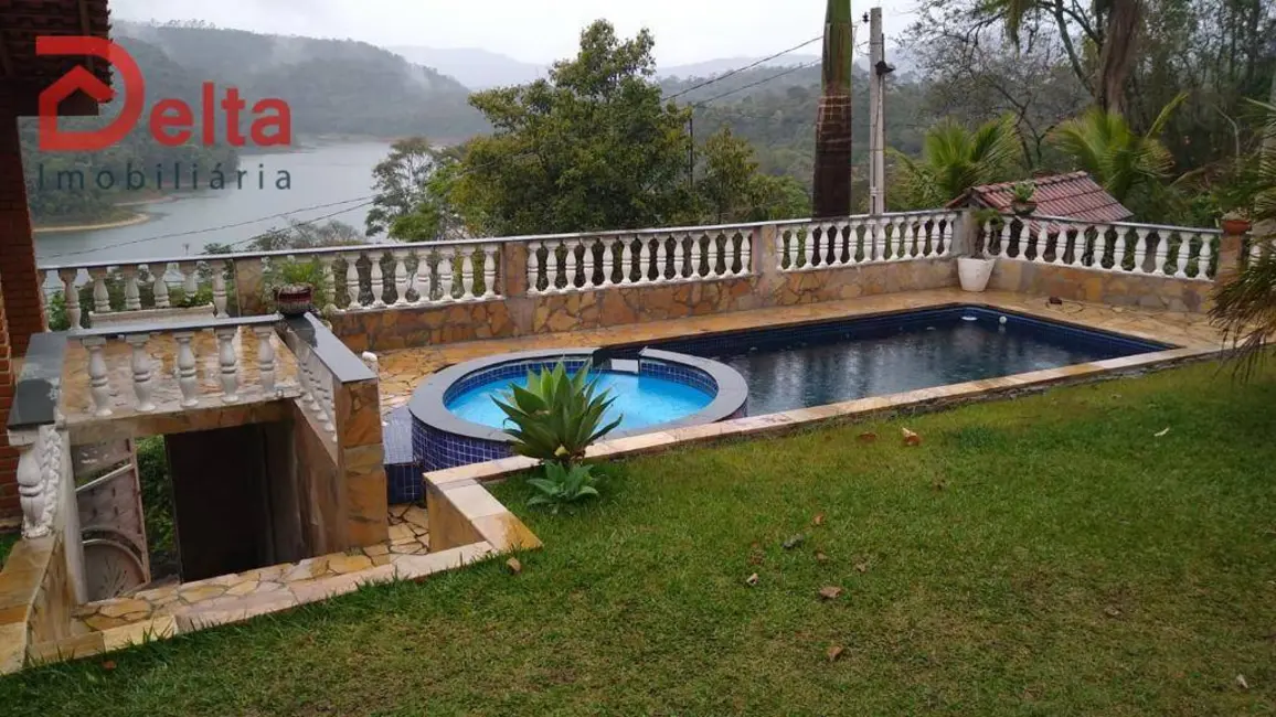 Chácara com 3 quartos à venda, 1000m2 em Jardim Jóquei Clube, Ribeirao Preto - SP - imagem 5 Foto 5 de Chácara com 3 quartos à venda, 1000m2 em Jardim Jóquei Clube, Ribeirao Preto - SP