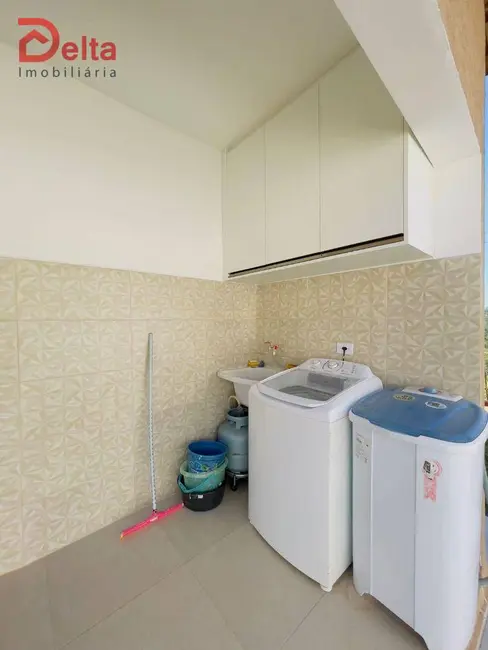 Foto 5 de Casa com 3 quartos à venda, 480m2 em Chácaras Maringá, Atibaia - SP