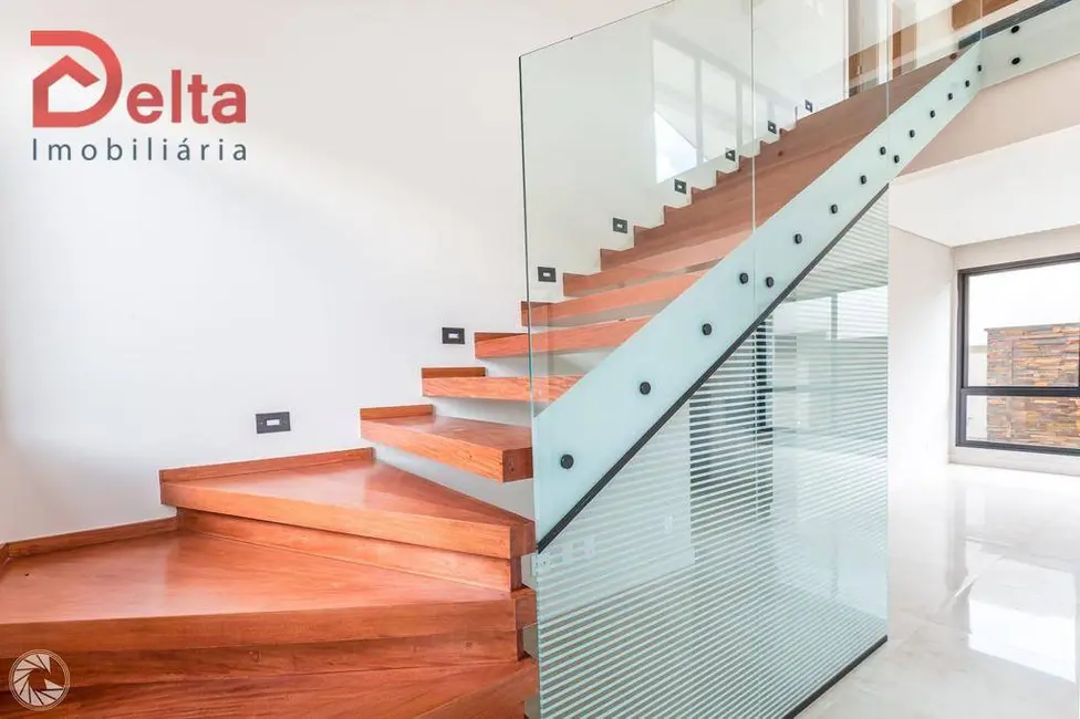 Foto 9 de Casa com 3 quartos à venda, 525m2 em Atibaia - SP