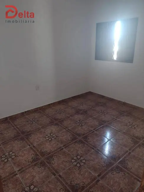 Foto 3 de Casa com 2 quartos à venda, 100m2 em Bom Jesus Dos Perdoes - SP
