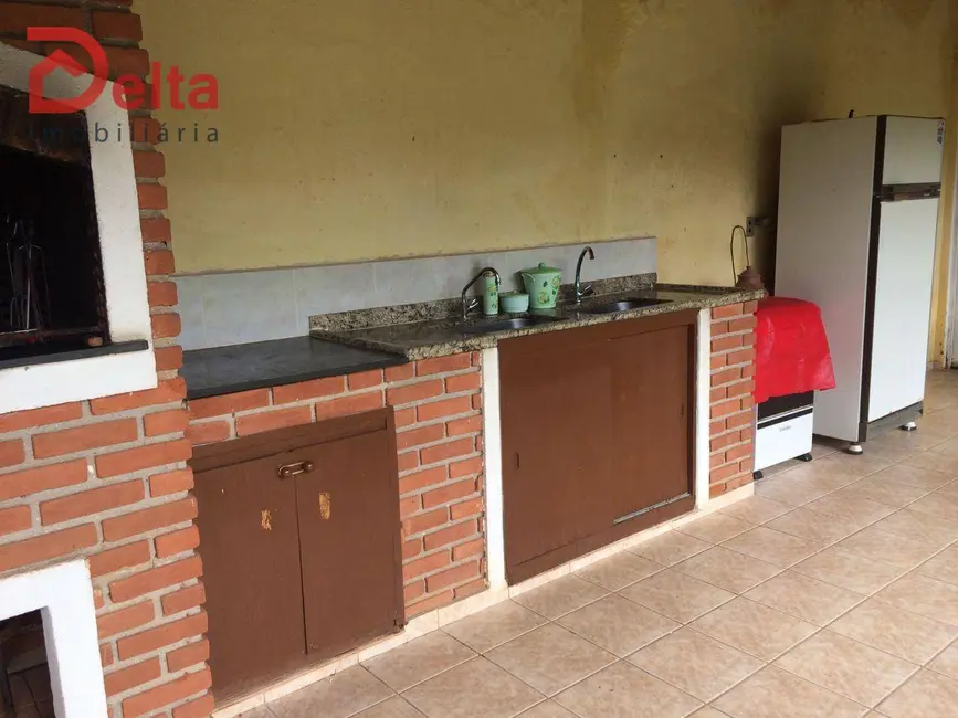 Foto 7 de Chácara com 3 quartos à venda, 1000m2 em Jardim Estância Brasil, Atibaia - SP