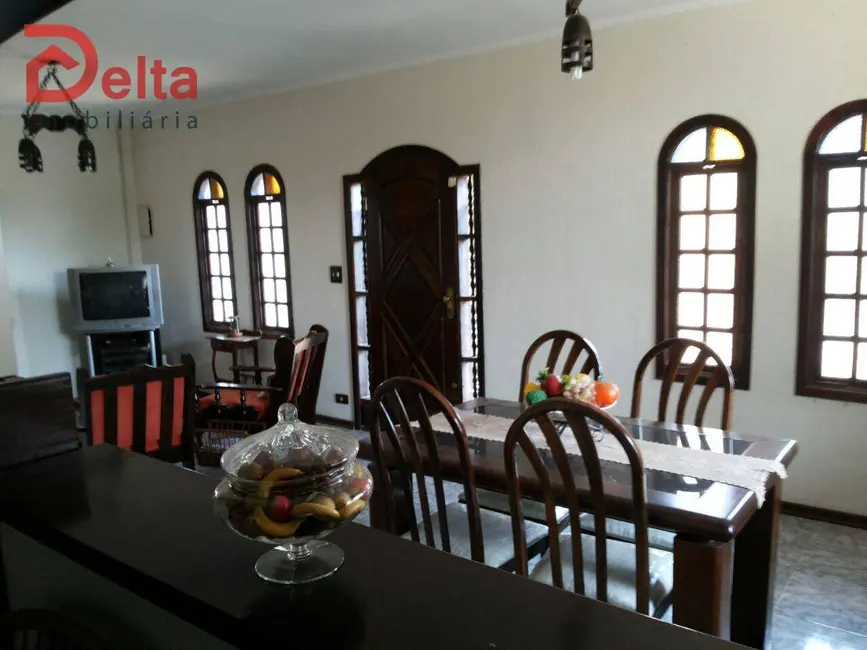 Foto 6 de Chácara com 3 quartos à venda, 1000m2 em Jardim Estância Brasil, Atibaia - SP