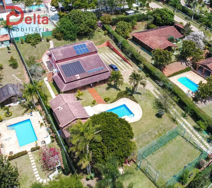 Foto 2 de Casa com 4 quartos à venda, 2600m2 em Atibaia - SP