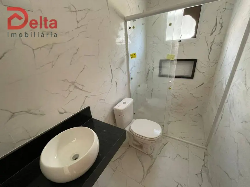 Foto 2 de Casa com 3 quartos à venda, 300m2 em Jardim Suiça, Atibaia - SP