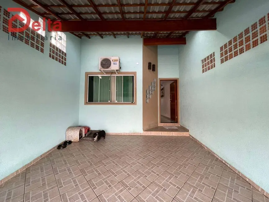 Foto 2 de Casa com 2 quartos à venda, 160m2 em Sao Jose Dos Campos - SP