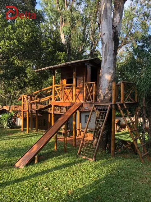 Foto 3 de Casa com 4 quartos à venda, 3000m2 em Jardim Estância Brasil, Atibaia - SP