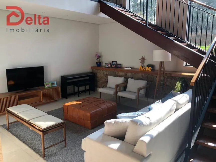 Foto 9 de Casa com 4 quartos à venda, 3000m2 em Jardim Estância Brasil, Atibaia - SP