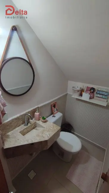 Foto 3 de Sobrado com 2 quartos à venda, 200m2 em Vila Petrópolis, Atibaia - SP