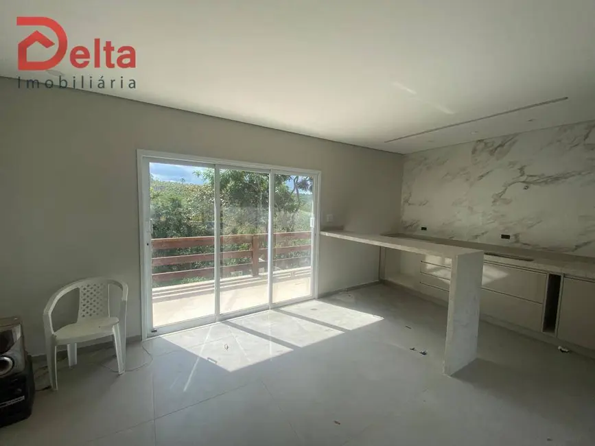 Foto 6 de Casa com 2 quartos à venda, 660m2 em Portão, Atibaia - SP