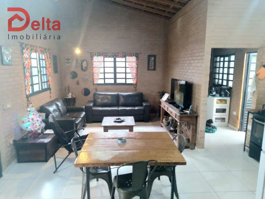 Foto 9 de Casa com 2 quartos à venda, 650m2 em Estância Santa Maria do Portão, Atibaia - SP