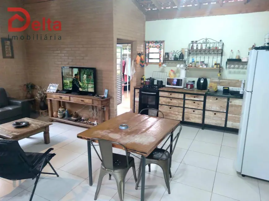 Foto 8 de Casa com 2 quartos à venda, 650m2 em Estância Santa Maria do Portão, Atibaia - SP