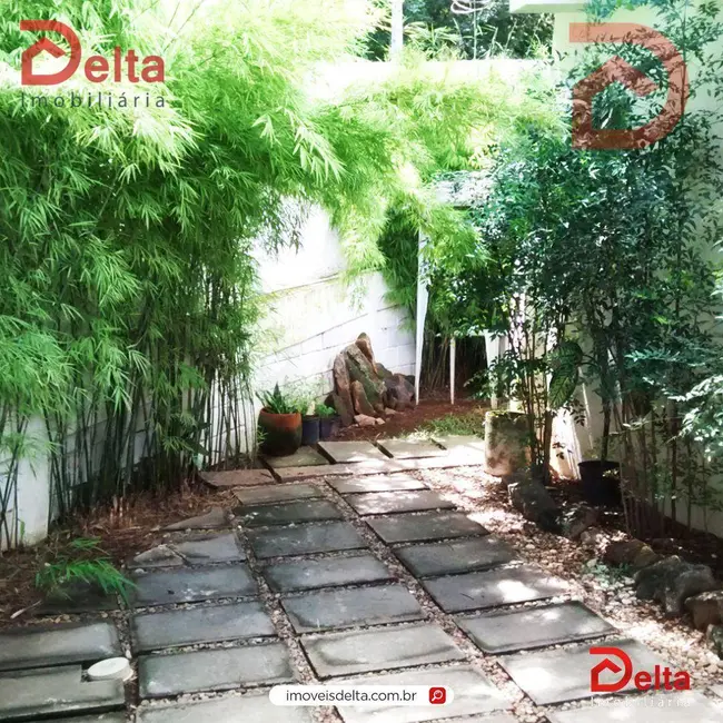 Foto 9 de Casa com 3 quartos à venda, 639m2 em Atibaia - SP