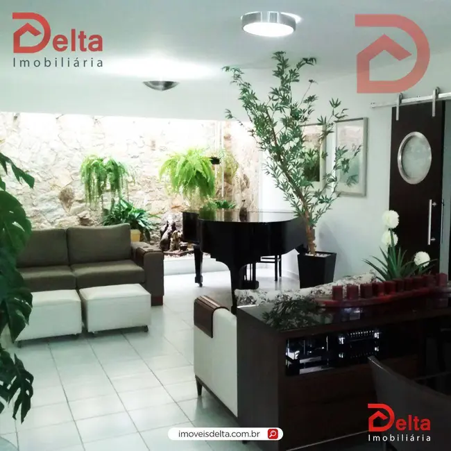 Foto 6 de Casa com 3 quartos à venda, 639m2 em Atibaia - SP