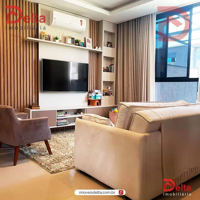 Foto 3 de Casa com 3 quartos à venda, 300m2 em Ressaca, Atibaia - SP