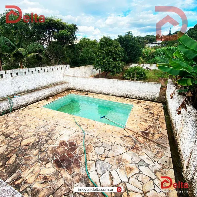 Foto 7 de Chácara com 2 quartos à venda, 2000m2 em Jardim Estância Brasil, Atibaia - SP