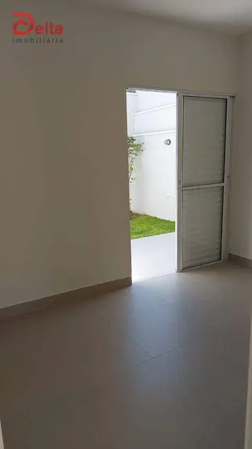 Foto 8 de Casa com 4 quartos à venda, 250m2 em Jardim Maristela, Atibaia - SP