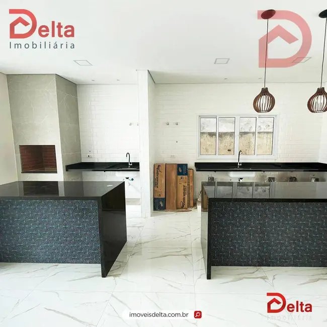 Foto 3 de Casa com 3 quartos à venda, 360m2 em Chácaras Maringá, Atibaia - SP