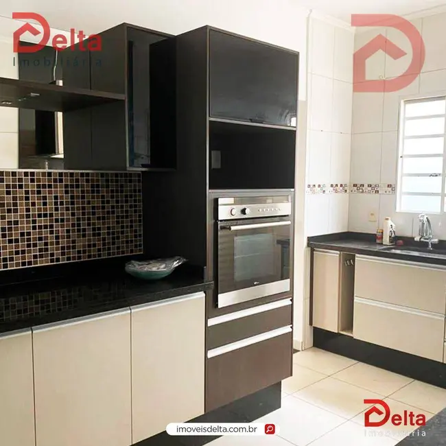 Casa com 2 quartos à venda, 175m2 em Atibaia - SP - imagem 4 Foto 4 de Casa com 2 quartos à venda, 175m2 em Atibaia - SP