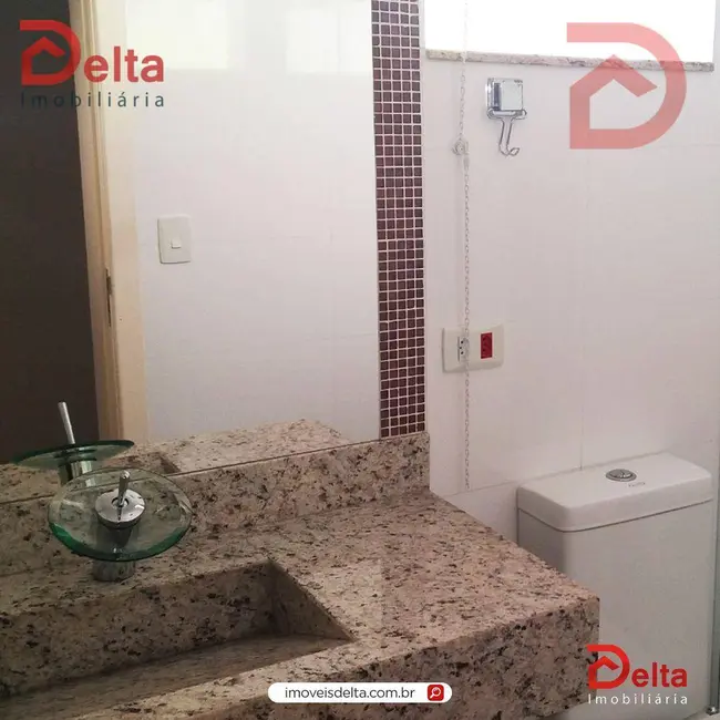 Foto 4 de Casa com 3 quartos à venda, 189m2 em Atibaia - SP