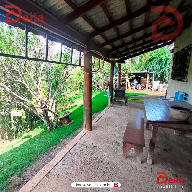 Foto 4 de Casa com 2 quartos à venda, 1000m2 em Atibaia - SP