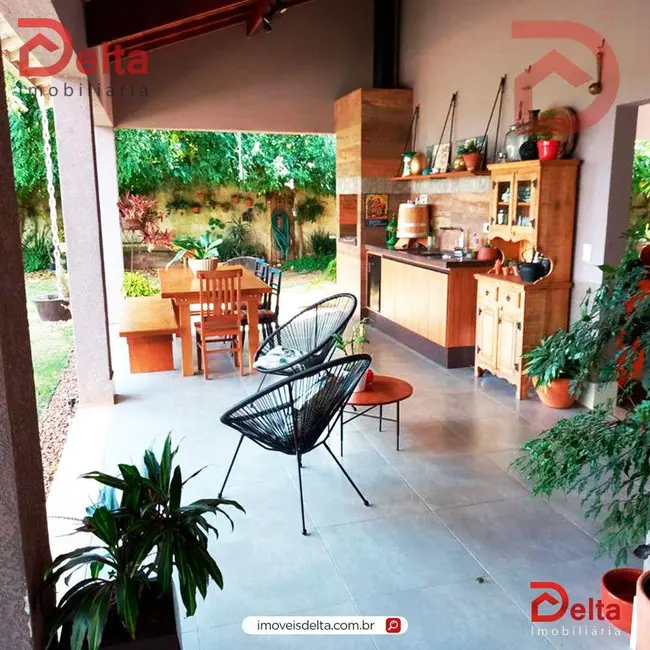 Casa com 3 quartos à venda, 700m2 em Condomínio Parque das Garças I, Atibaia - SP - imagem 3 Foto 3 de Casa com 3 quartos à venda, 700m2 em Condomínio Parque das Garças I, Atibaia - SP