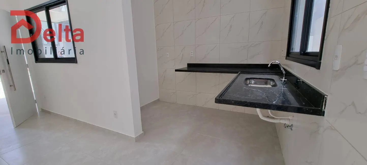 Foto 8 de Casa com 2 quartos à venda, 69m2 em Jardim Santo Antônio, Atibaia - SP