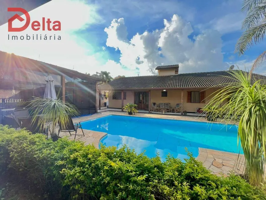 Foto 9 de Casa com 4 quartos à venda, 1000m2 em Jardim Estância Brasil, Atibaia - SP