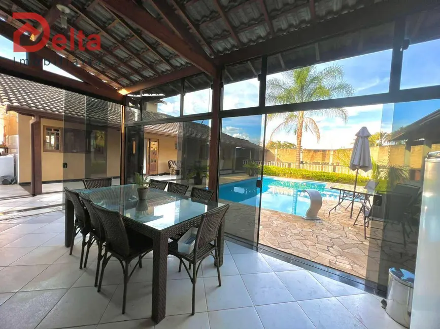 Foto 5 de Casa com 4 quartos à venda, 1000m2 em Jardim Estância Brasil, Atibaia - SP